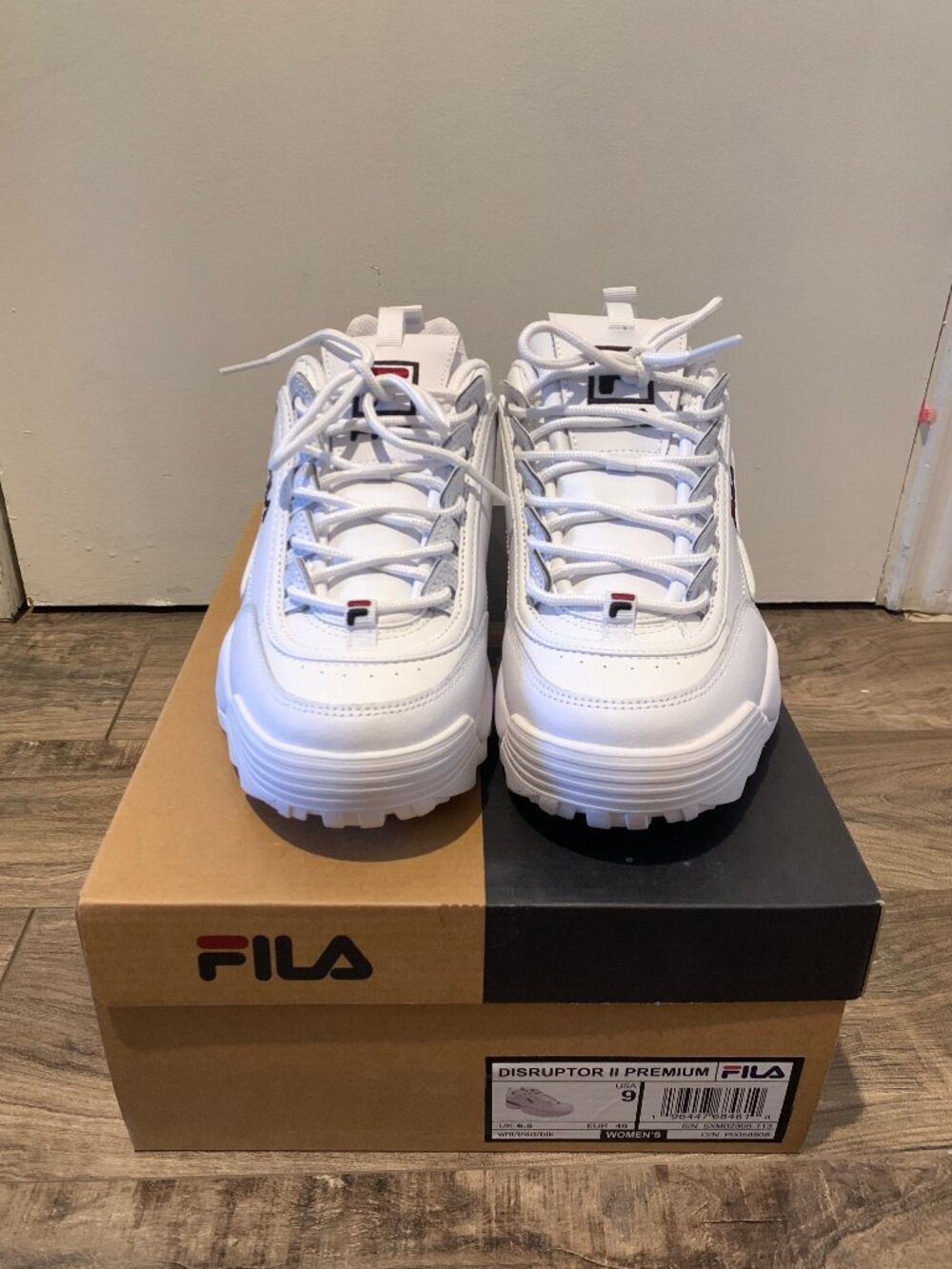 Fila Disruptor 2 Premium - Women's US 9 - White